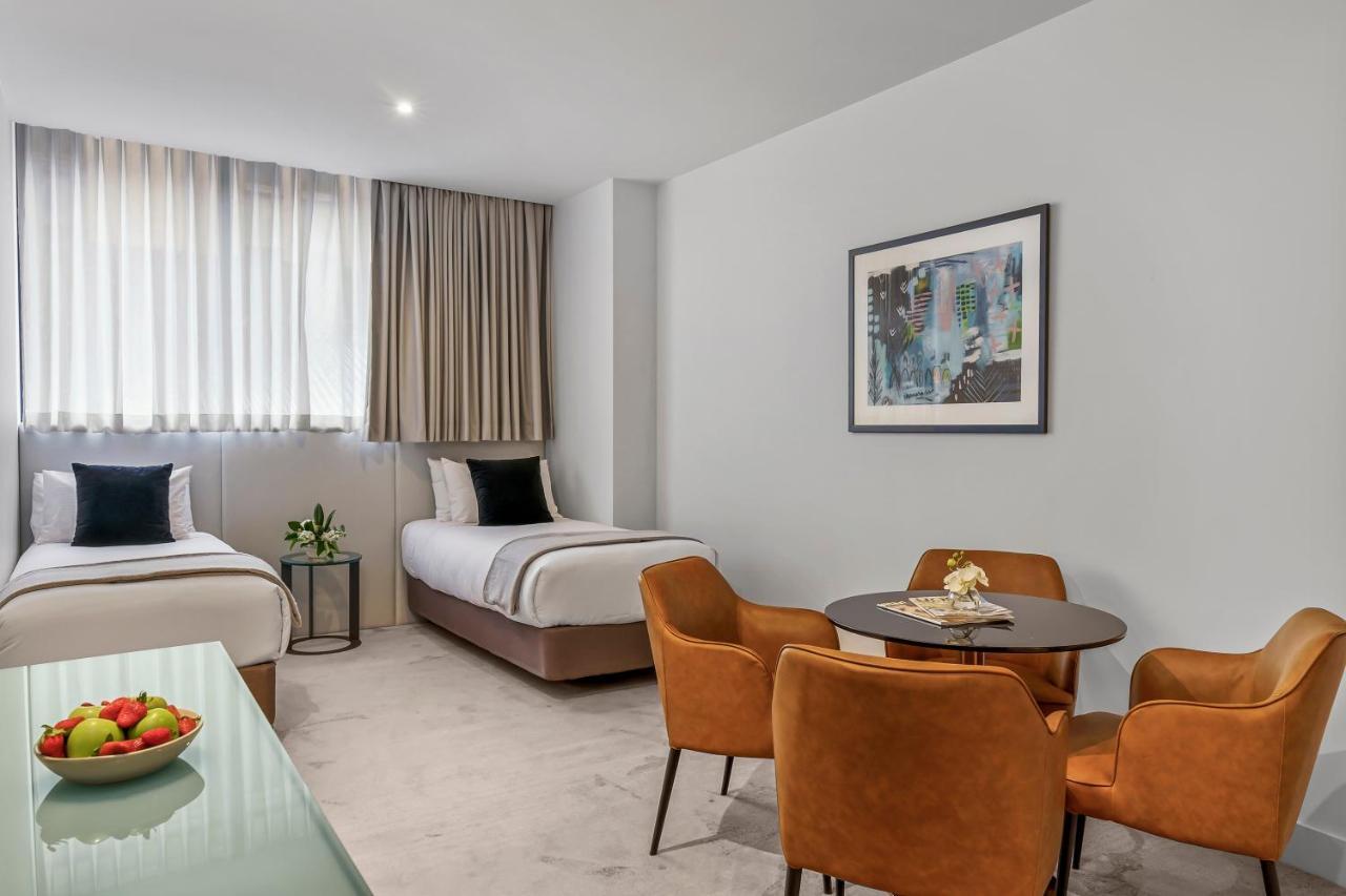 培泊维莫斯酒店 阿德莱德 外观 照片 A suite at the hotel