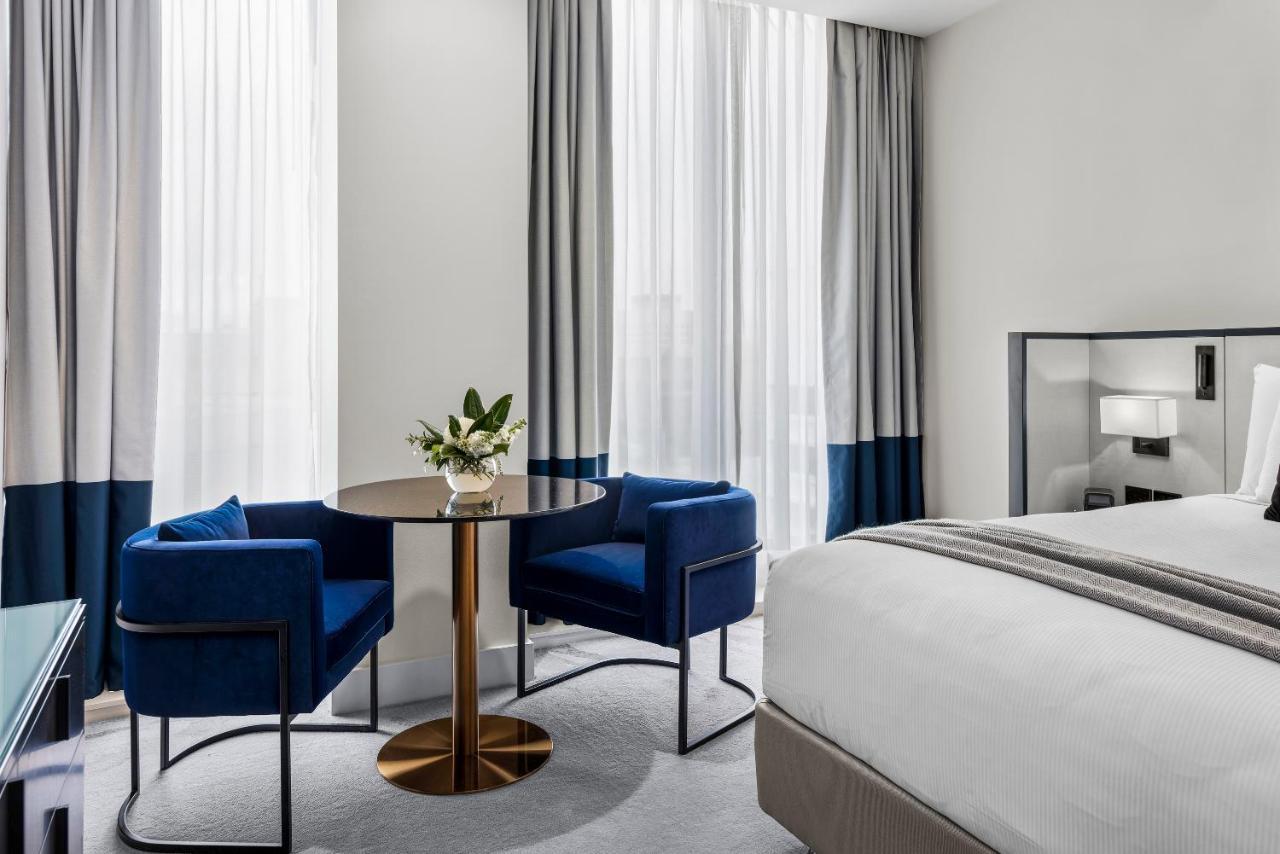 培泊维莫斯酒店 阿德莱德 外观 照片 A room at the hotel