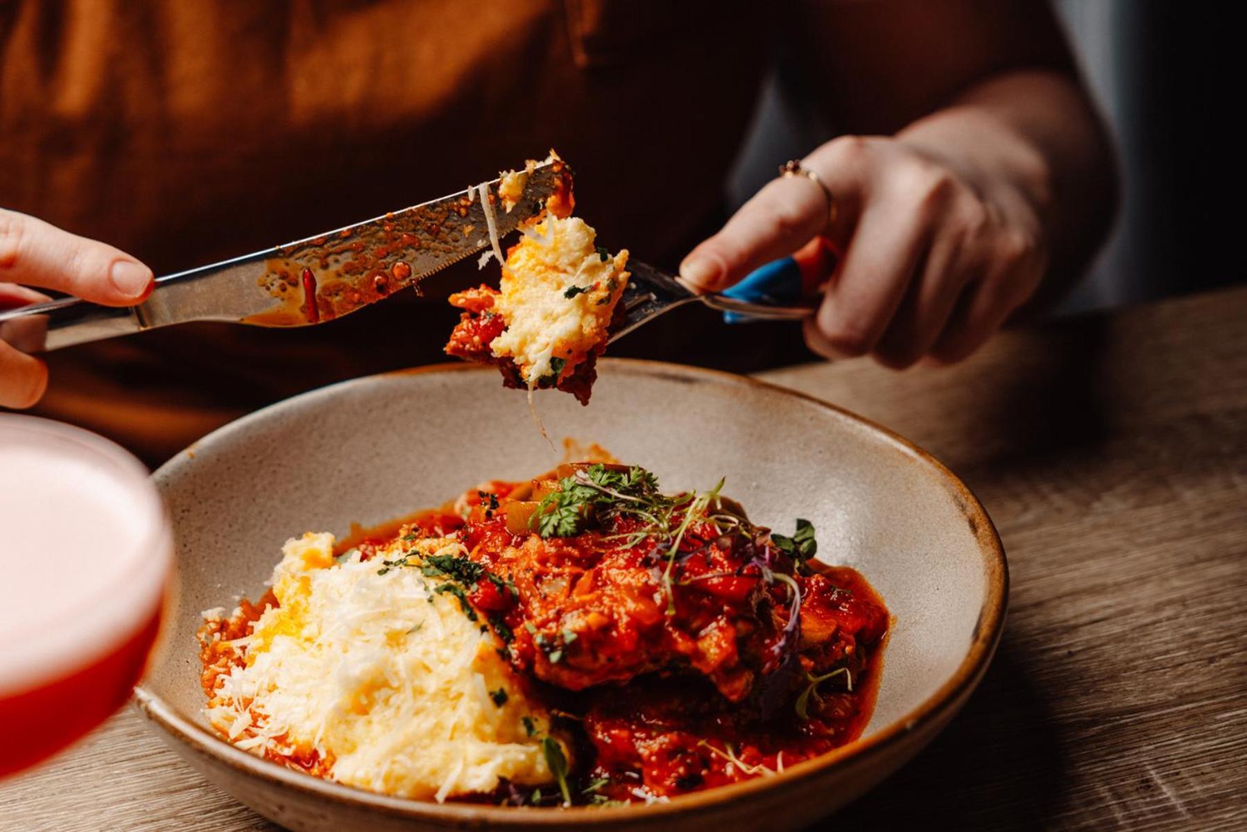 培泊维莫斯酒店 阿德莱德 外观 照片 Aubergine parmigiana